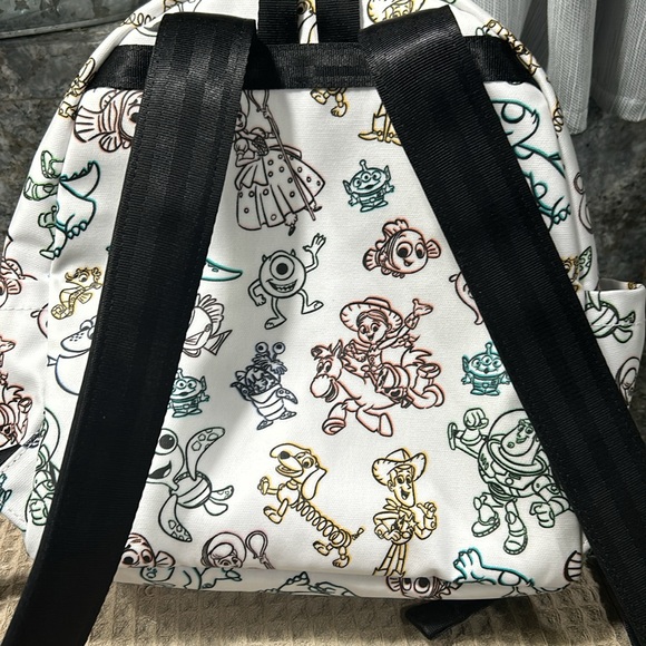 Petunia Pickle Bottom Disney & Pixar Playday Mini Backpack - Picture 6 of 7